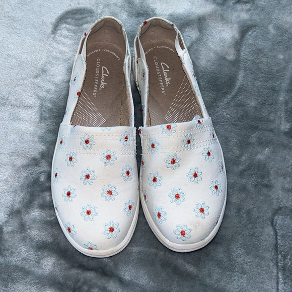 Cloudsteppers by Clarks Shoes - Clark’s Cloudsteppers